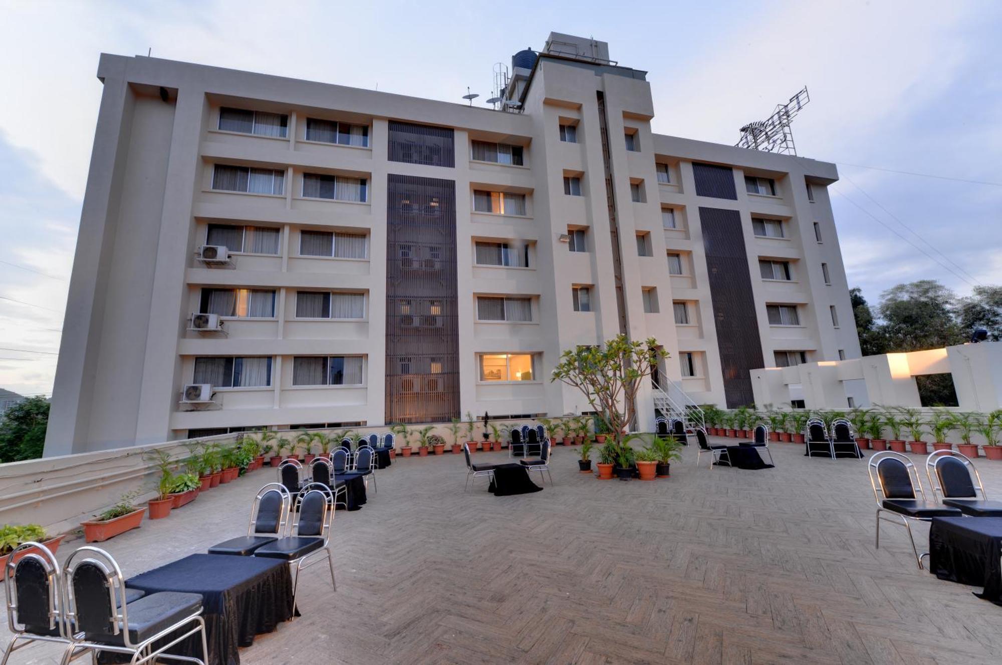The Fern Residency, Vadgaon - Talegaon, Pune Luaran gambar
