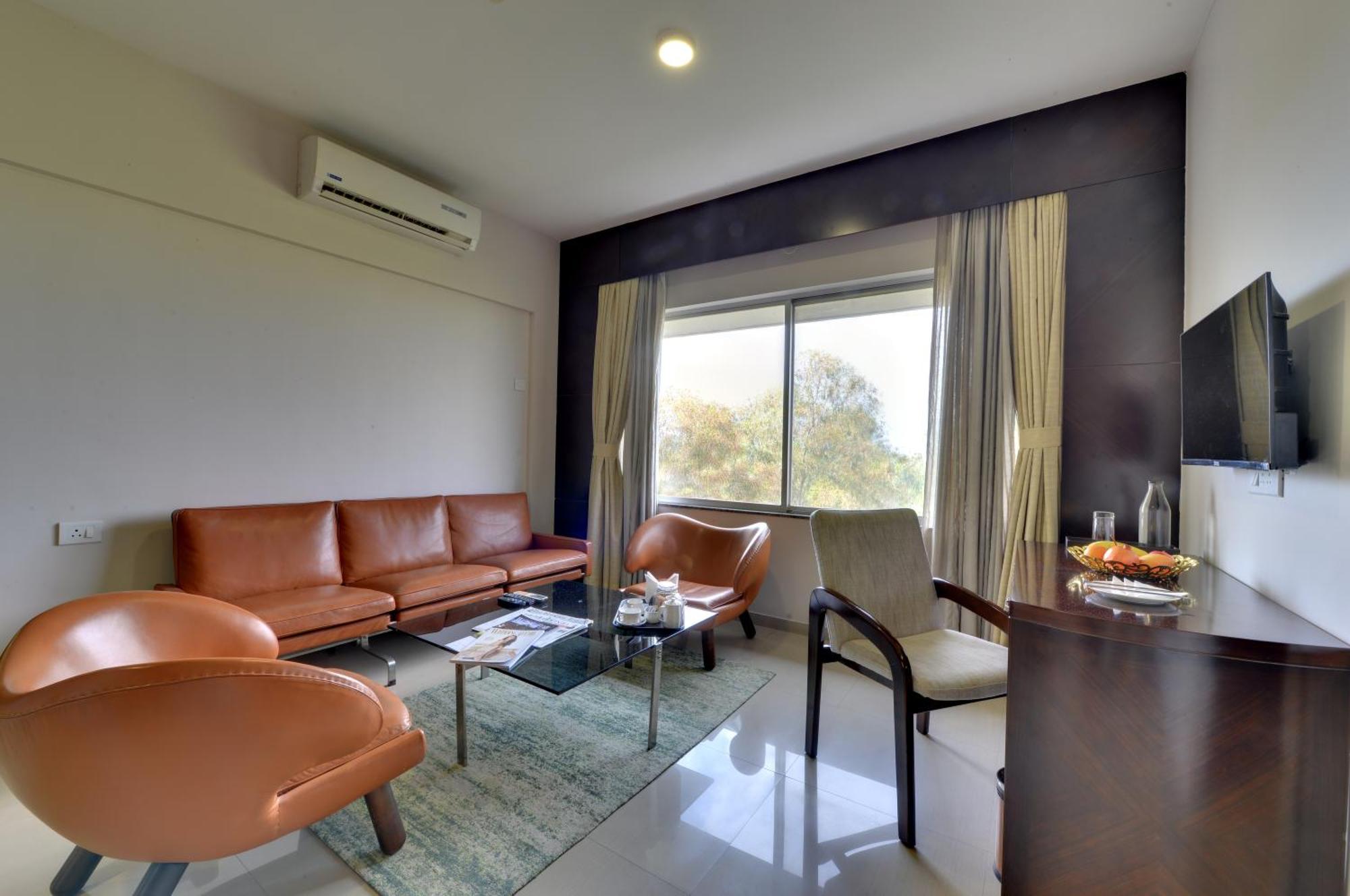 The Fern Residency, Vadgaon - Talegaon, Pune Luaran gambar