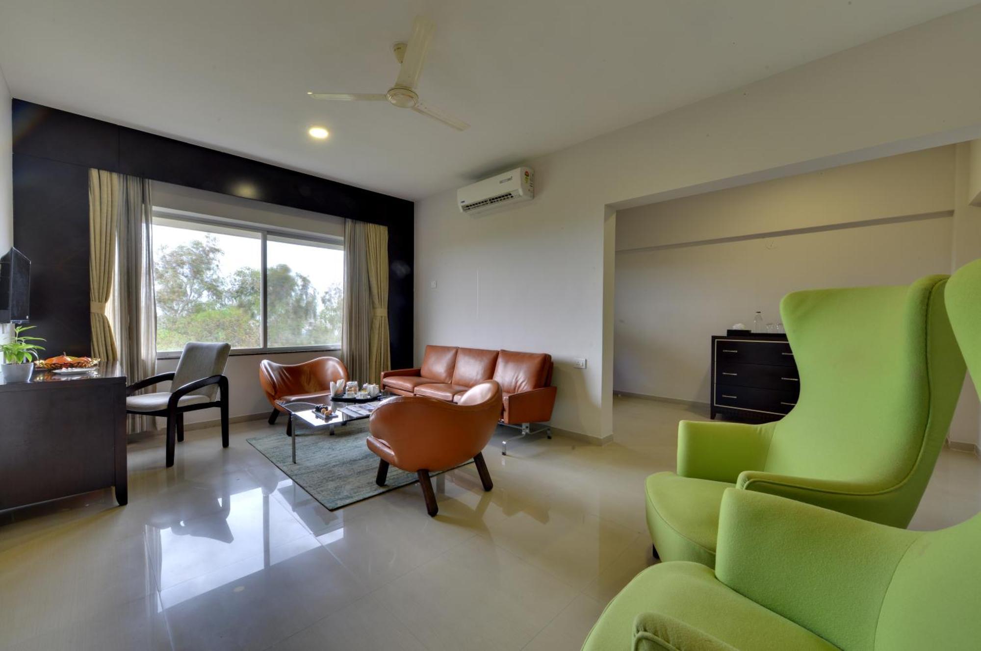 The Fern Residency, Vadgaon - Talegaon, Pune Luaran gambar